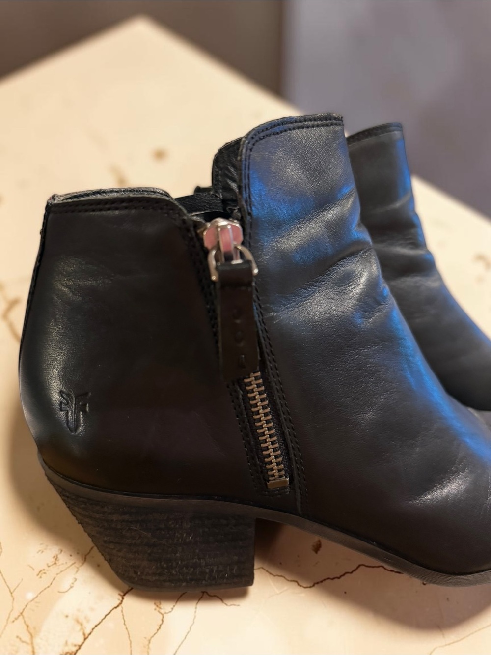 Frye Black Leather Side Zip Ankle Boots Block Heel Genuine Leather Booties - Picture 4 of 15